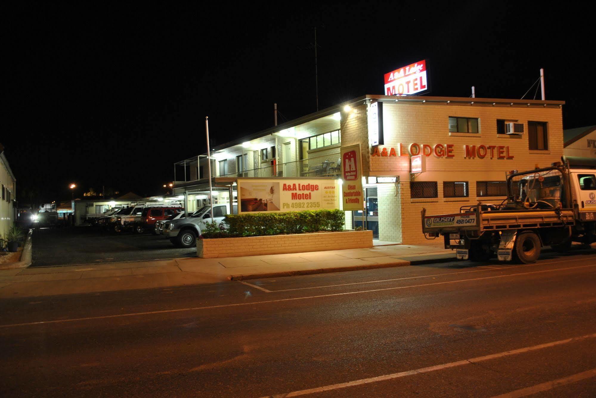 A&A Lodge Motel Emerald Eksteriør billede